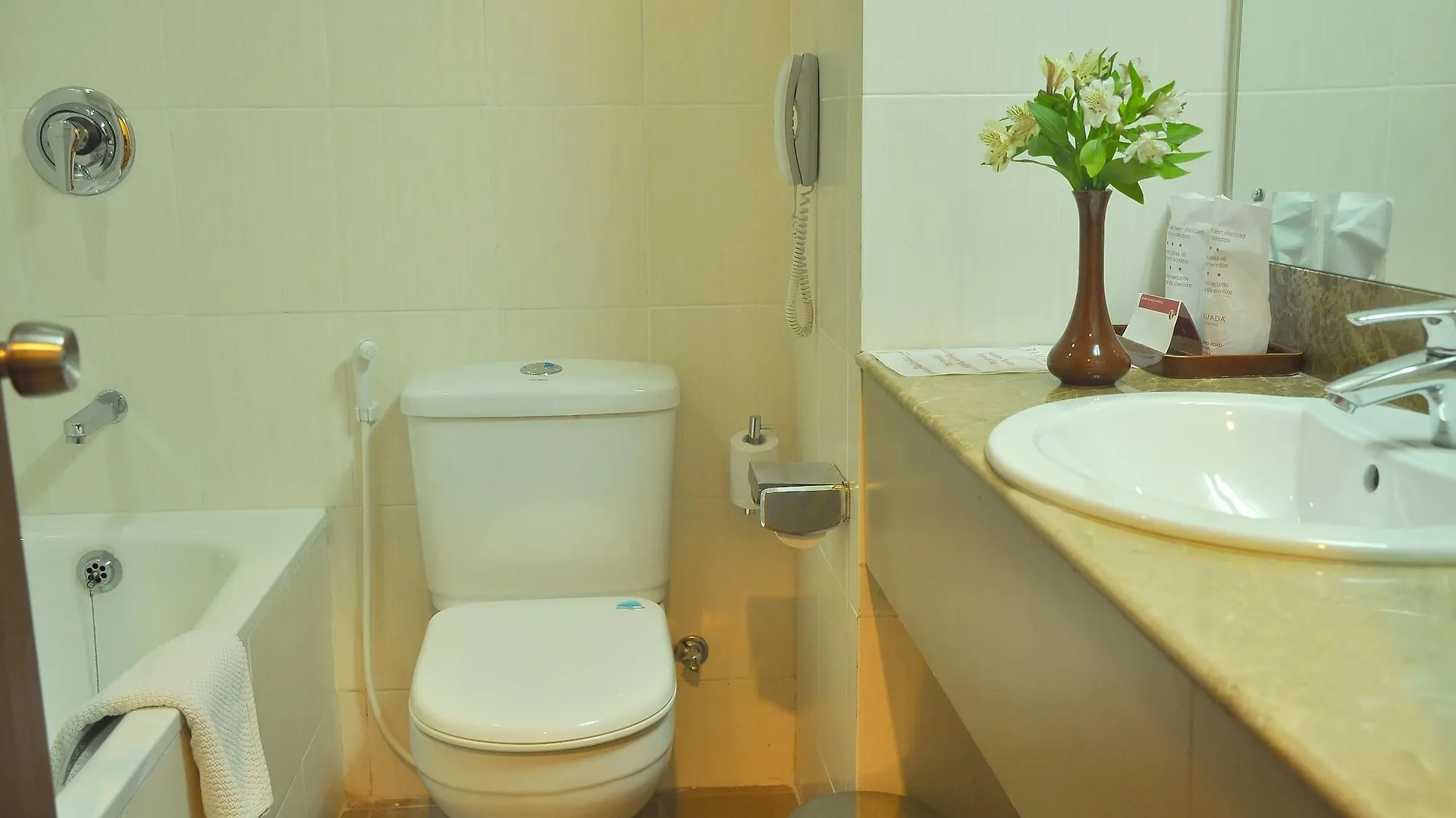 Hotel Ramada Katunayake