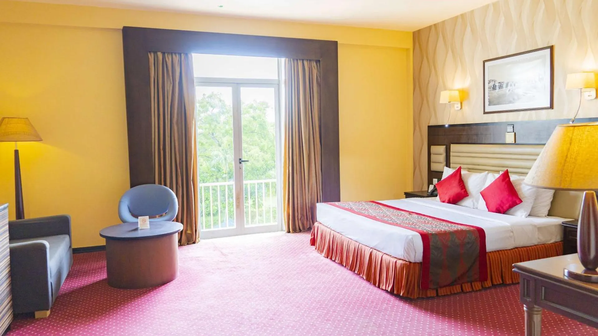 Ramada Katunayake Hotel